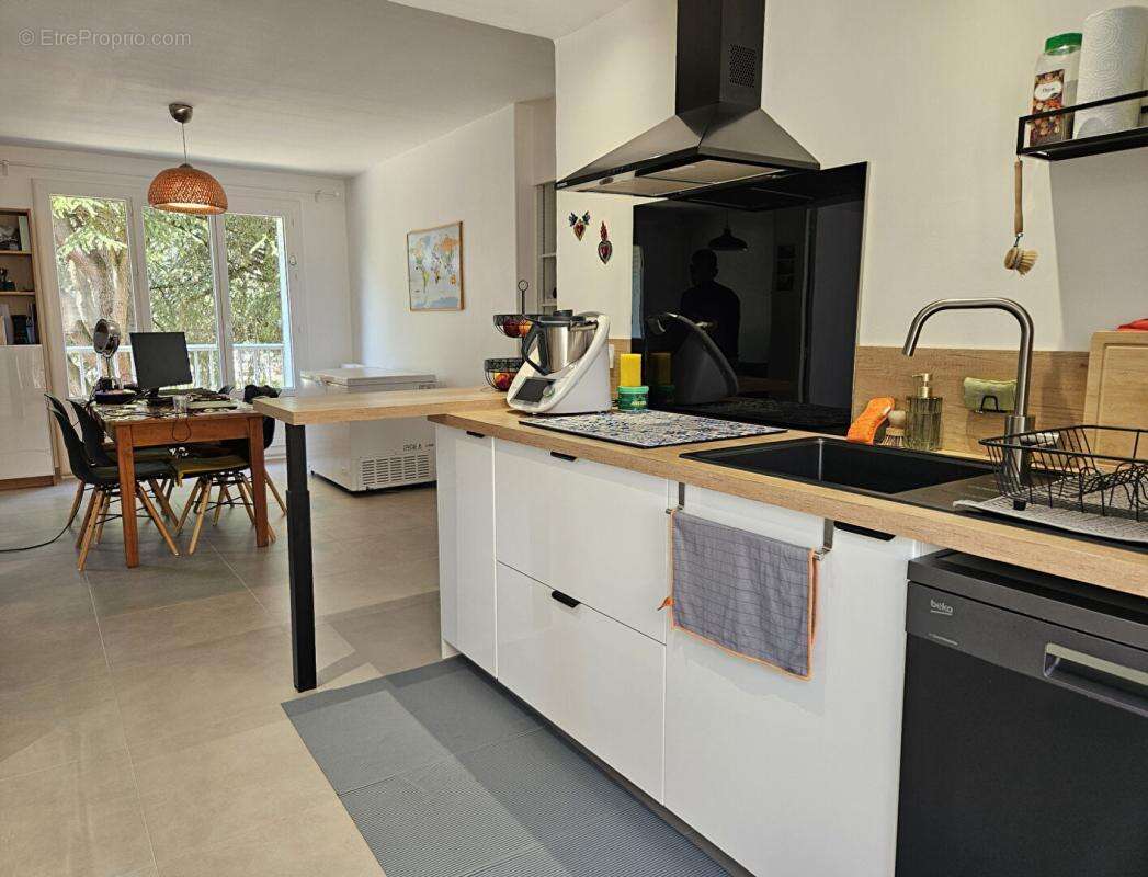 Appartement Bourgoin Jallieu 3 pièce(s) 61.17 m2 - photo 2