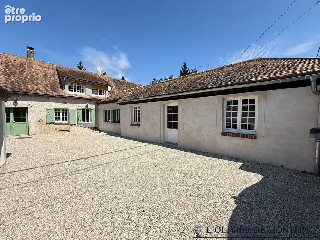 Photo Maison à Gambais au prix de 369 000€
