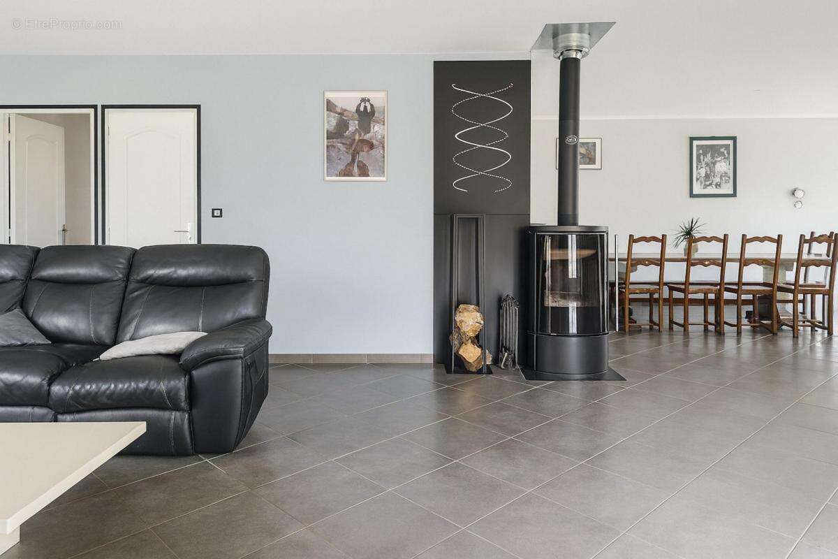 Maison à SAINT-MARS-LA-BRIERE