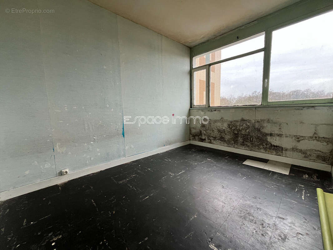 Appartement à MONT-SAINT-AIGNAN