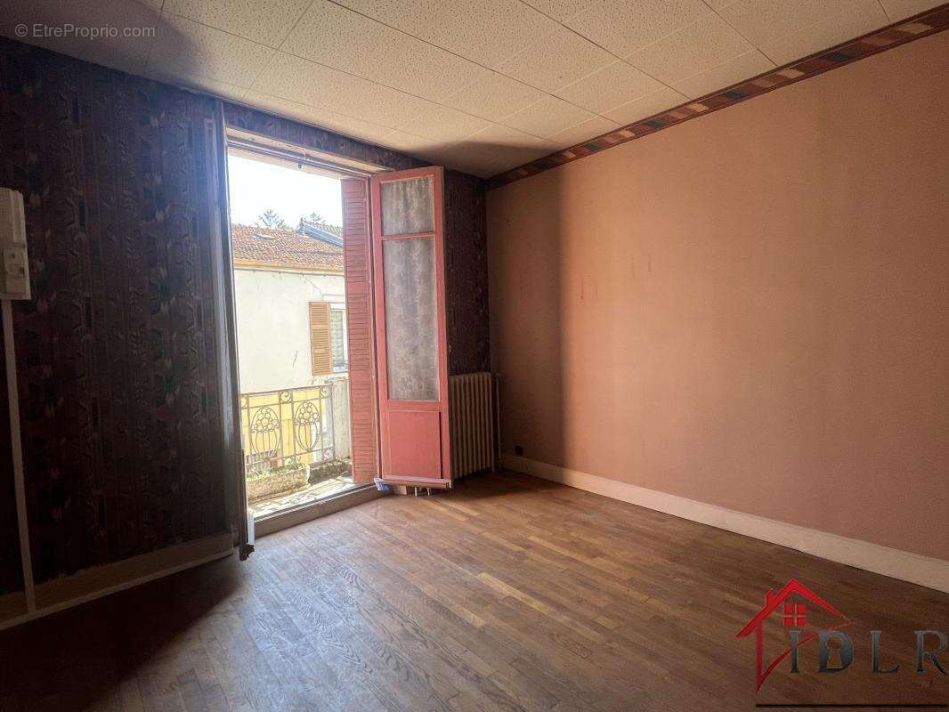 Maison à BOURBONNE-LES-BAINS