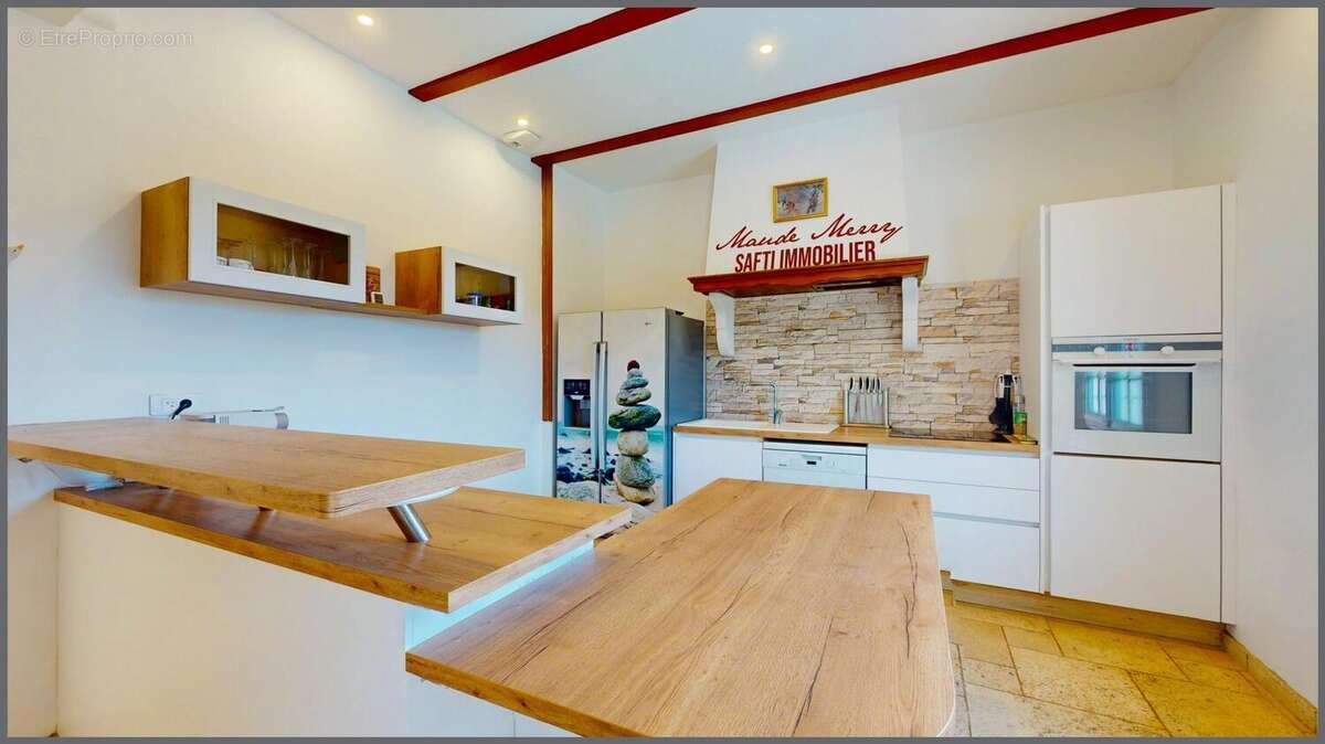Maison 165 m² à La Roquebrussanne  - photo 5