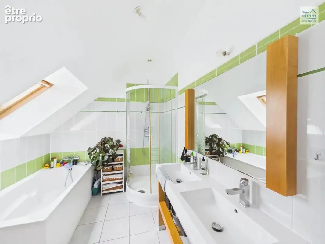 Longère en pierre de 176 m² sur un terrain de 4060 m². - photo 12