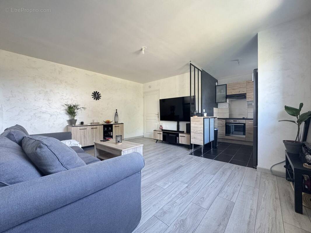 Appartement à SAINT-GERMAIN-LES-CORBEIL