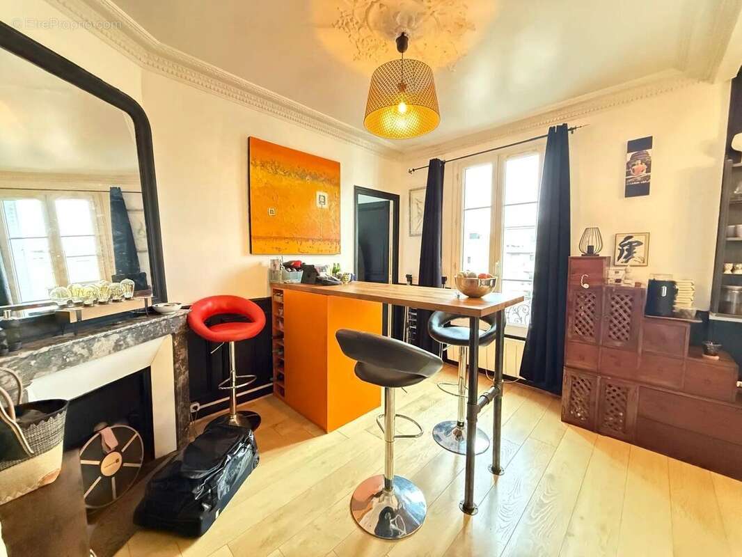 Appartement à MONTROUGE
