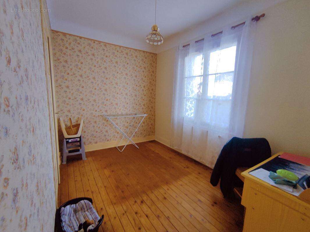 Maison à CHATELLERAULT