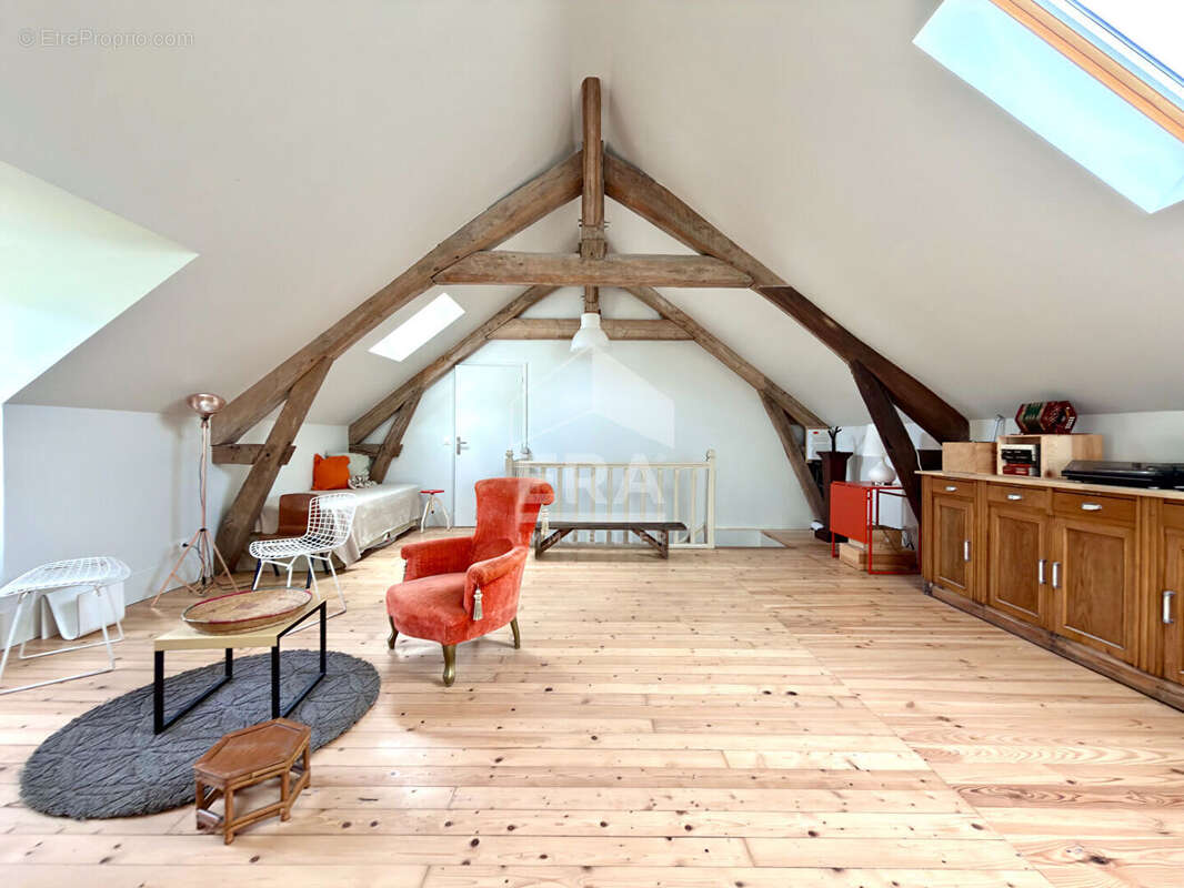 Maison à LA GENEVRAYE