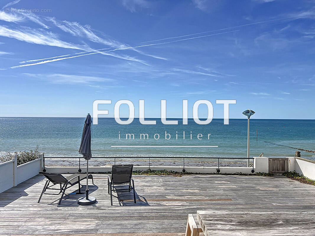 Maison à AGON-COUTAINVILLE