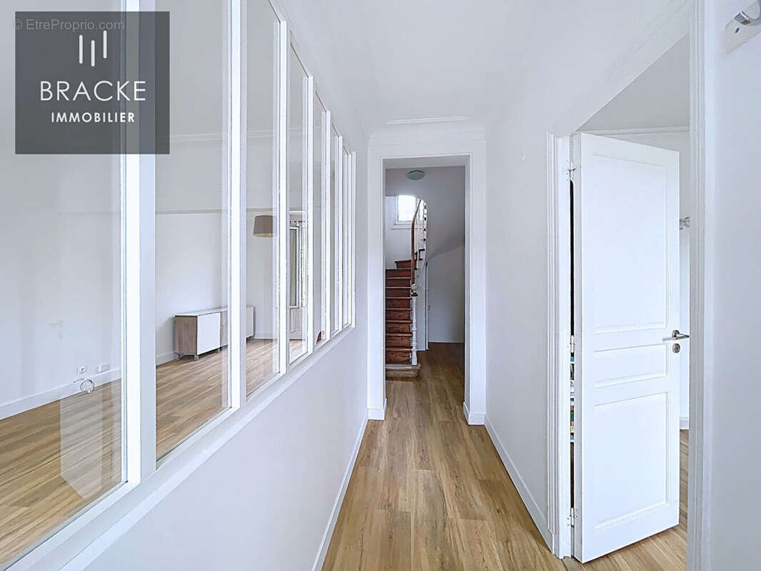 Maison à LA GARENNE-COLOMBES