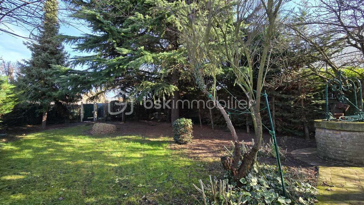 Terrain à VIGNEUX-SUR-SEINE