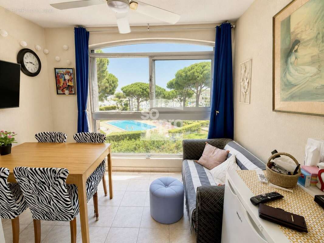 Réf : 2066 - Vente Grand Appartement traversant 3 Pièces dans résidence avec piscine et ascenseur ! - photo 9