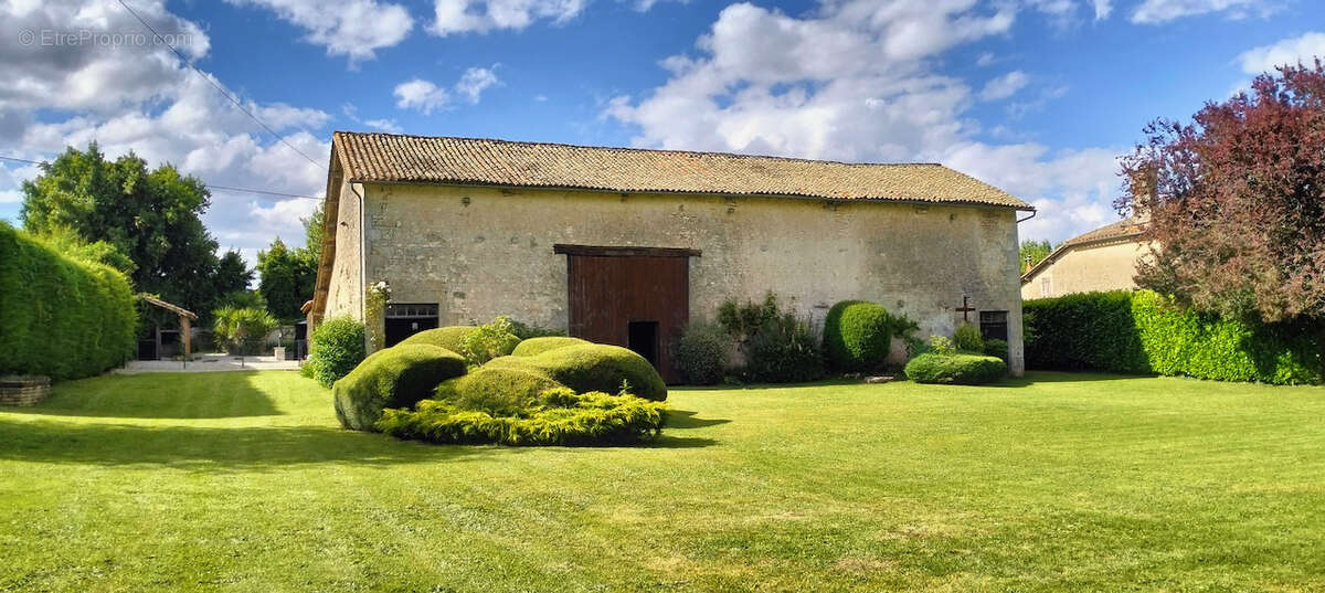 Maison à MELLE