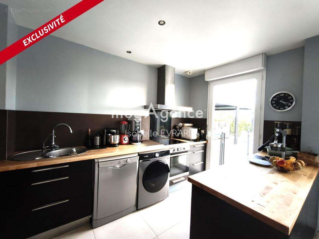 Maison à BETON-BAZOCHES