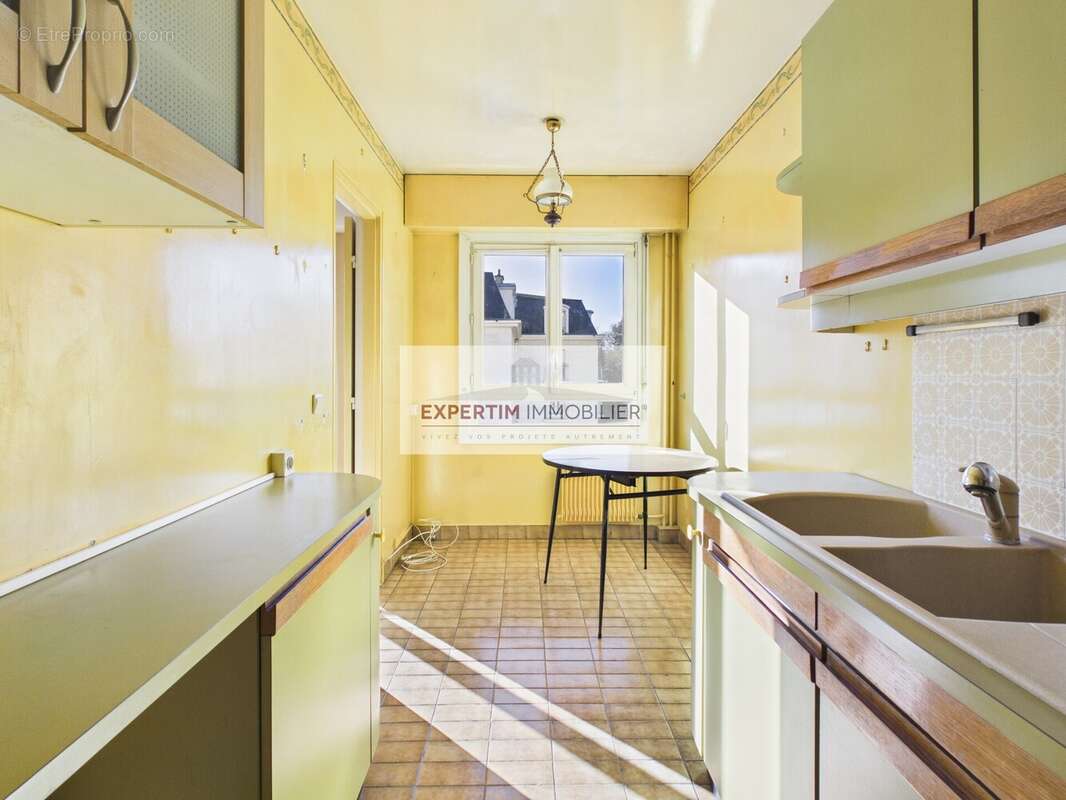 Appartement à VERSAILLES