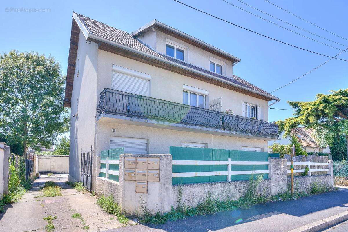 Appartement à VIRY-CHATILLON