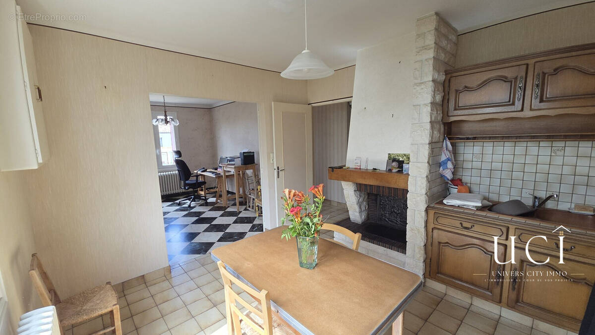 Maison à LEGE