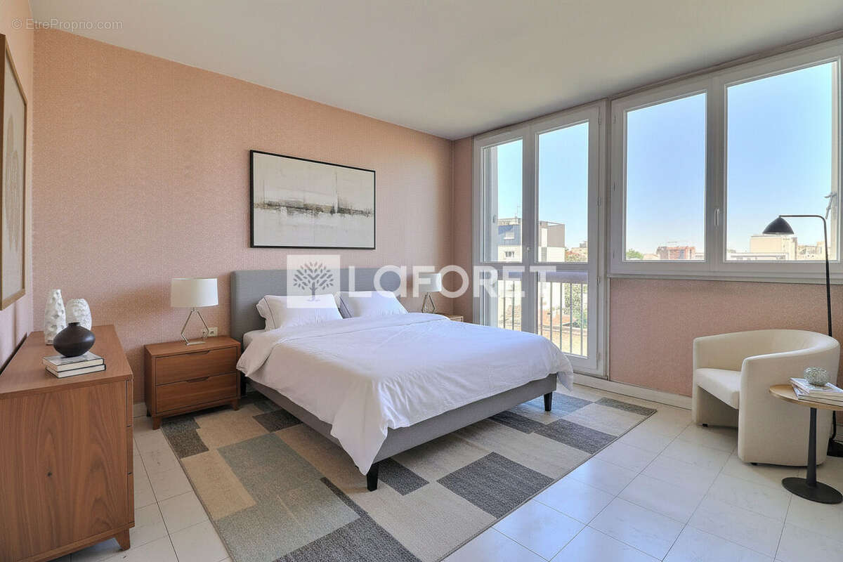 Appartement à SAINT-OUEN