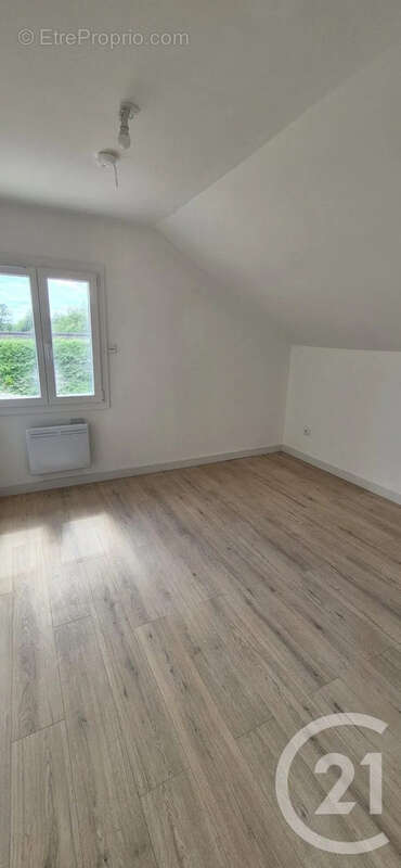Maison 270 m² à Louhans  - photo 11