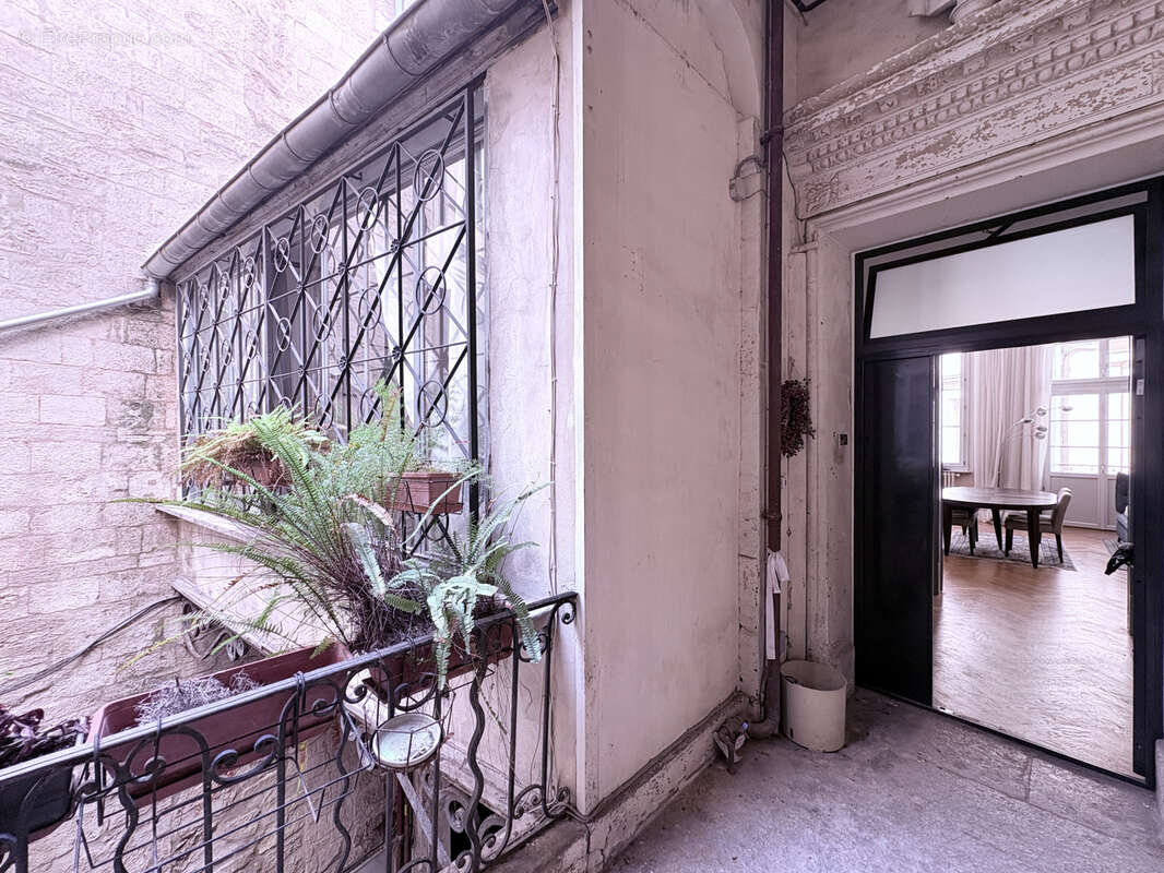 Montpellier Écusson Ancien courrier. Magnifique appartement bourgeois & familial dans la plus belle rue de l'é - photo 7