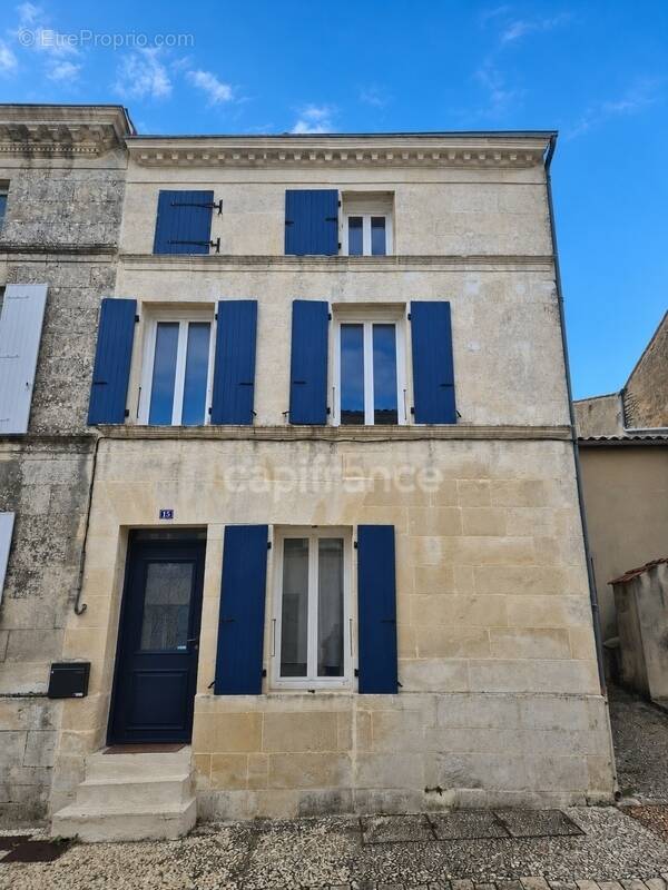 Maison à PONS