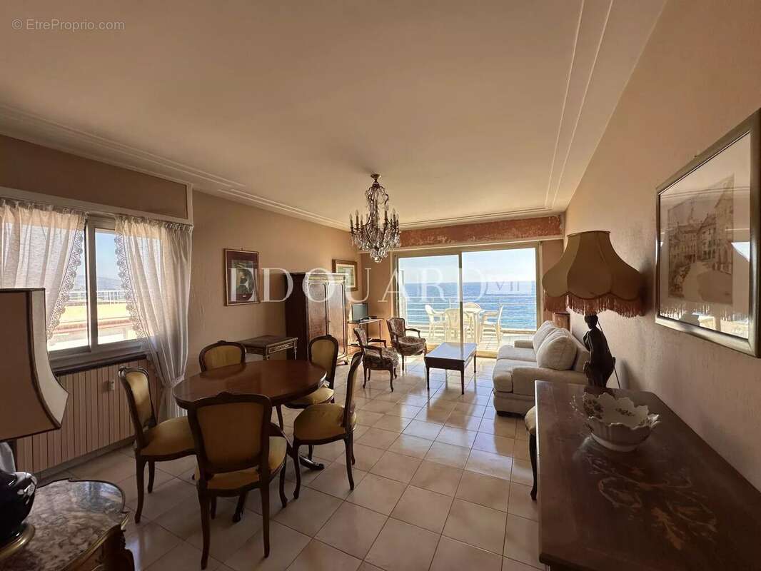 Appartement à MENTON