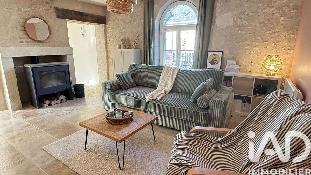 Maison 100 m² à Mosnes  - photo 3