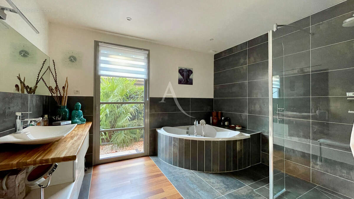 Maison à SAINT-AVERTIN