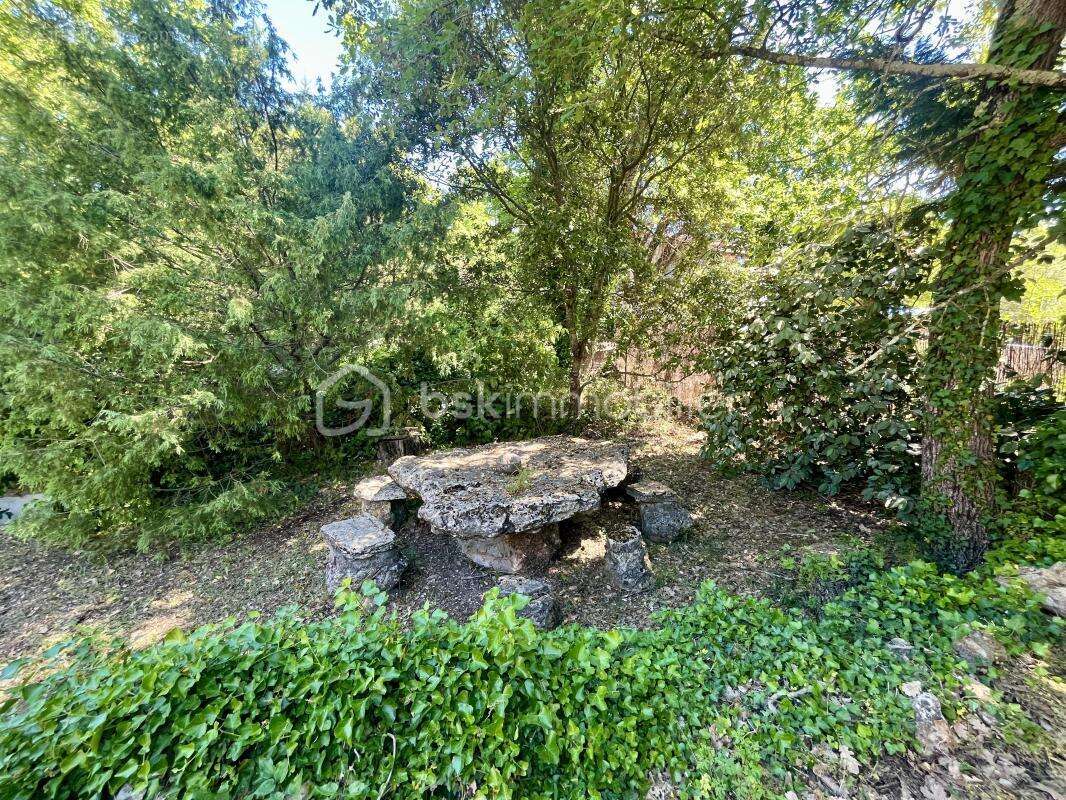 Charme, calme, intimité, à deux pas du village –  T3 de 137 m2 + T2 de 32 m2 – St Paul En Forêt (Var) - photo 13