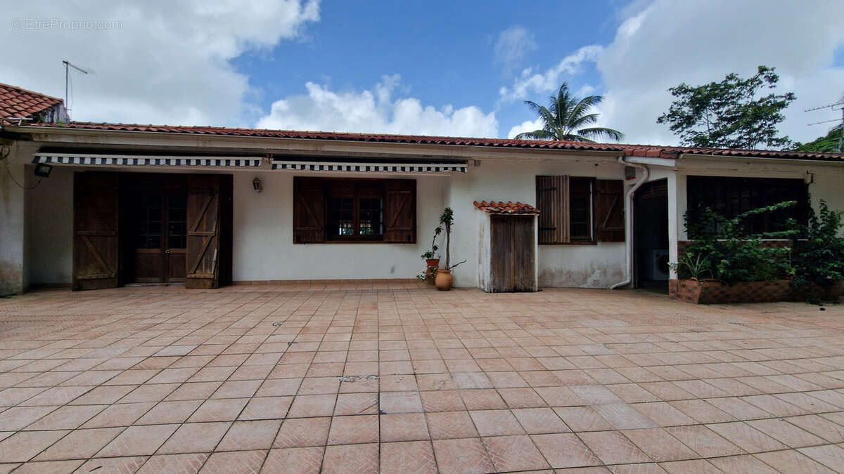 Maison à LE LAMENTIN