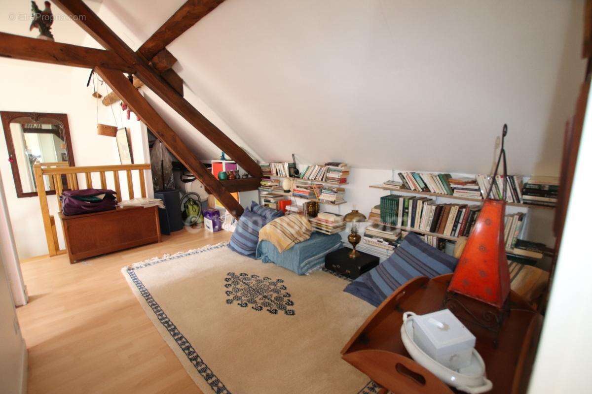 NANCAY, 12 kms de l'A71 SALBRIS MAISON DE CAMPAGNE au calme en très bon état - photo 12