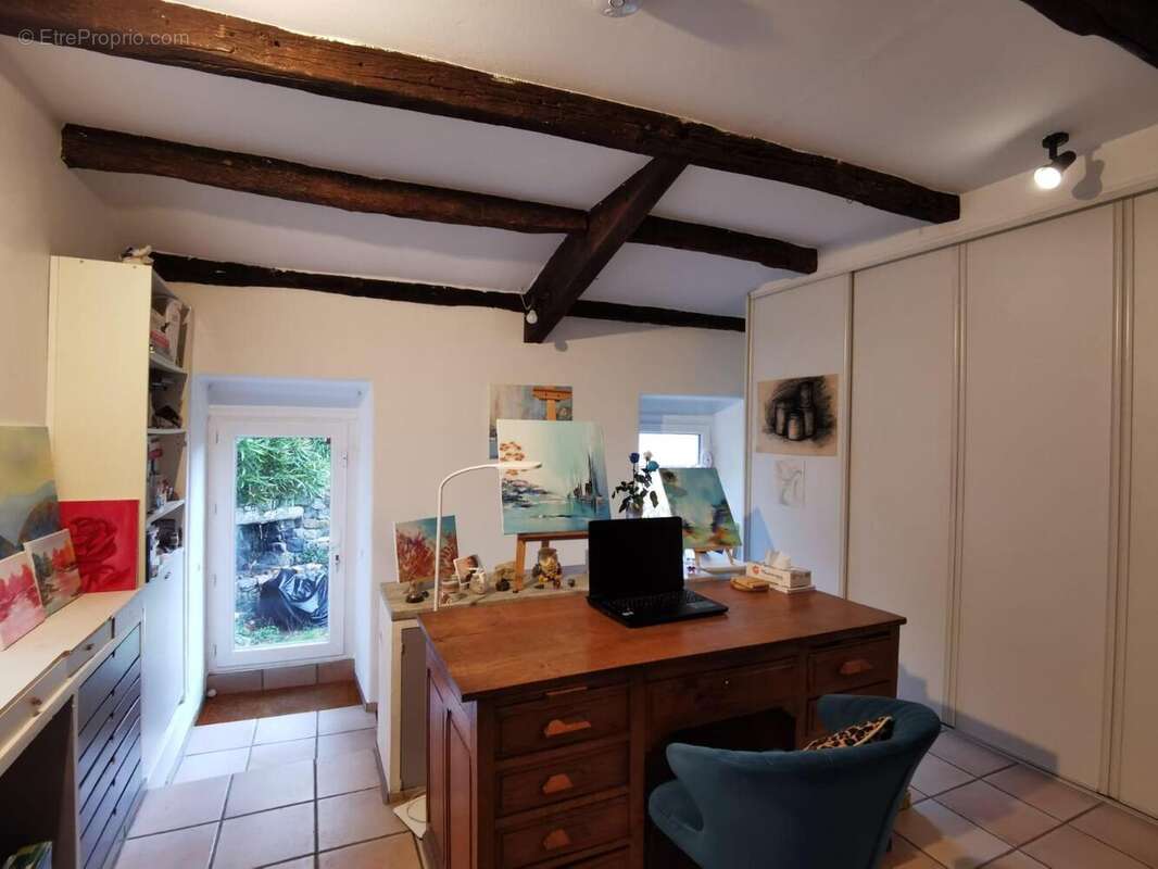 Maison 194 m² à Meyras  - photo 6