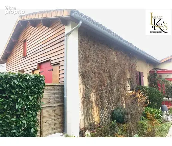 Appartement 180 m² à Le Haillan  - photo 2