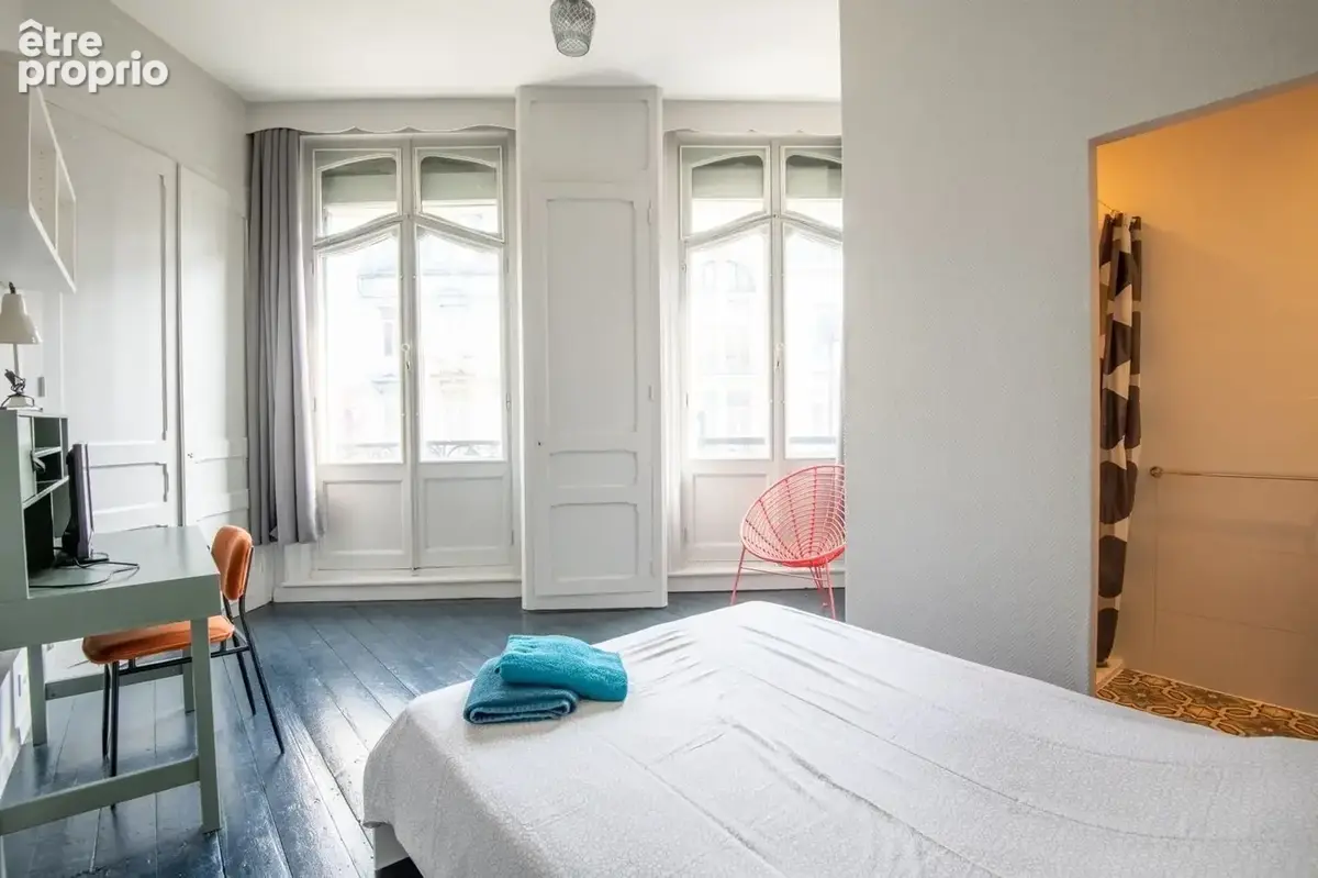Appartement 200 m² à Roubaix  - photo 6