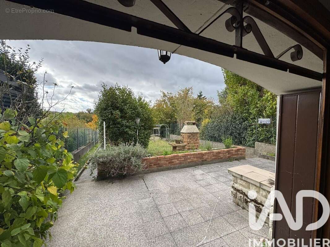 Photo 2 - Maison à LE PLESSIS-ROBINSON