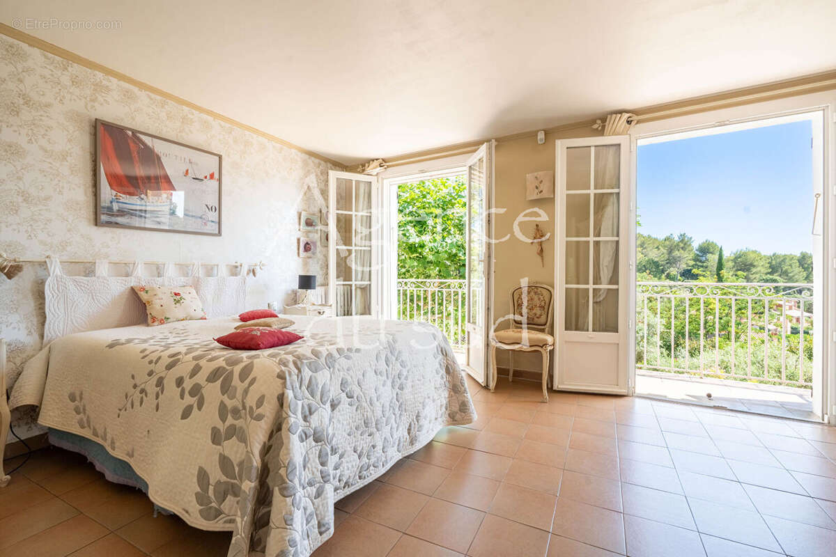 Maison à AUBAGNE