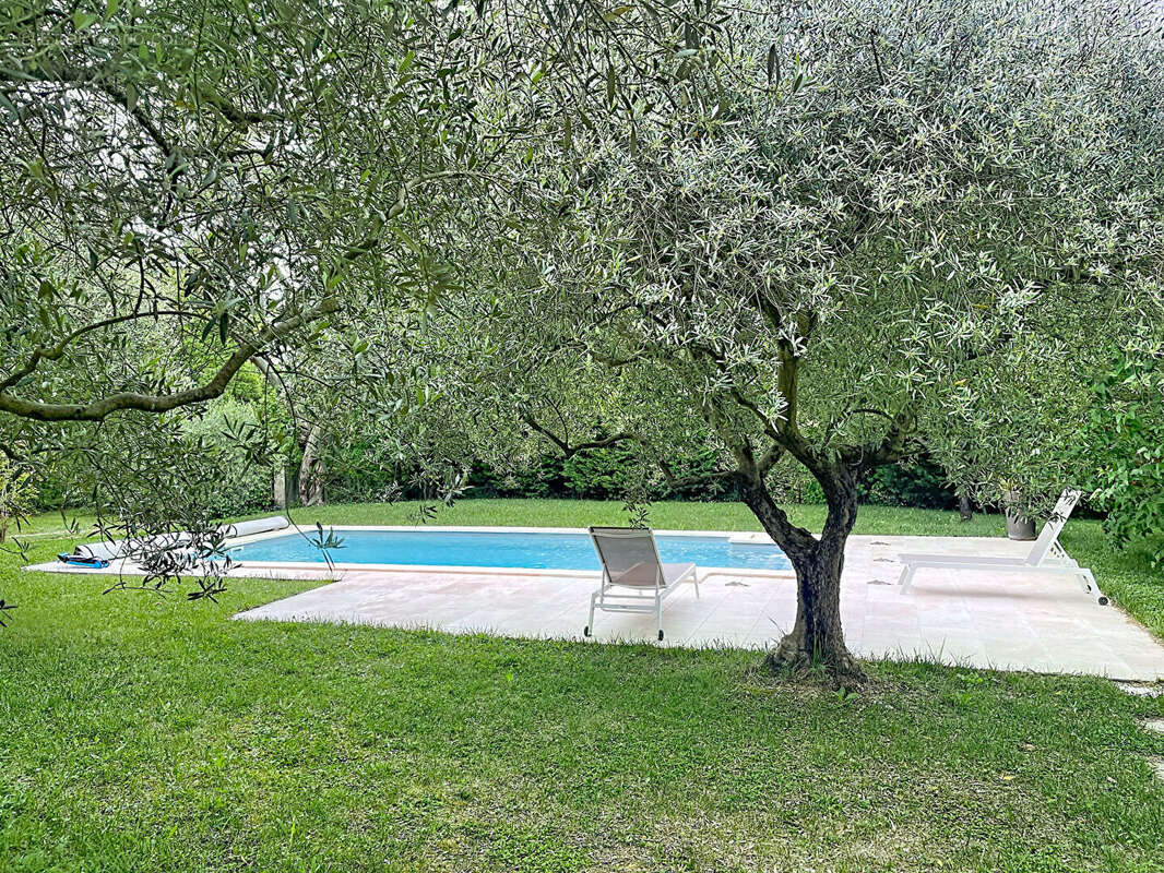 Maison à PIERREVERT