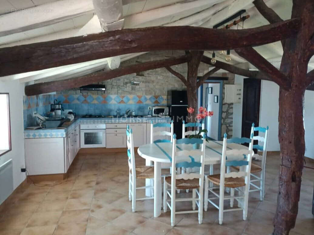 Maison à BOUIN