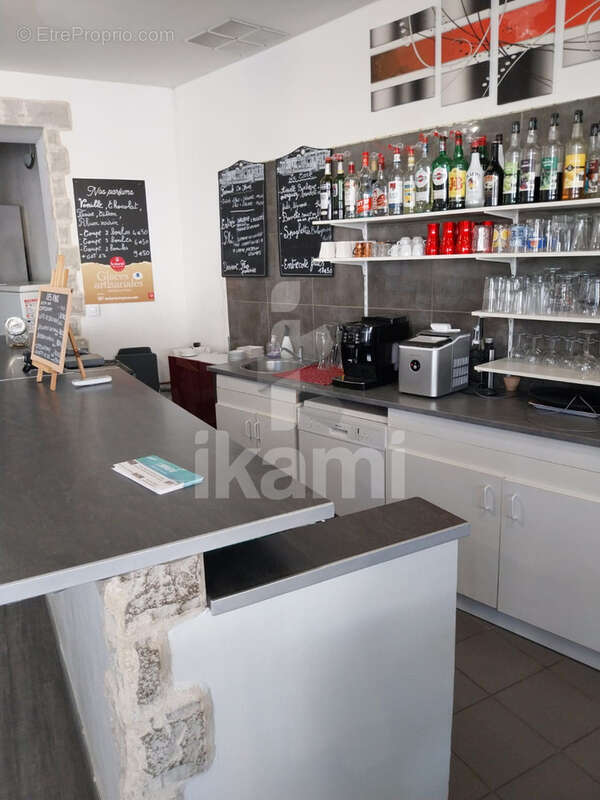 Commerce à LA COUCOURDE