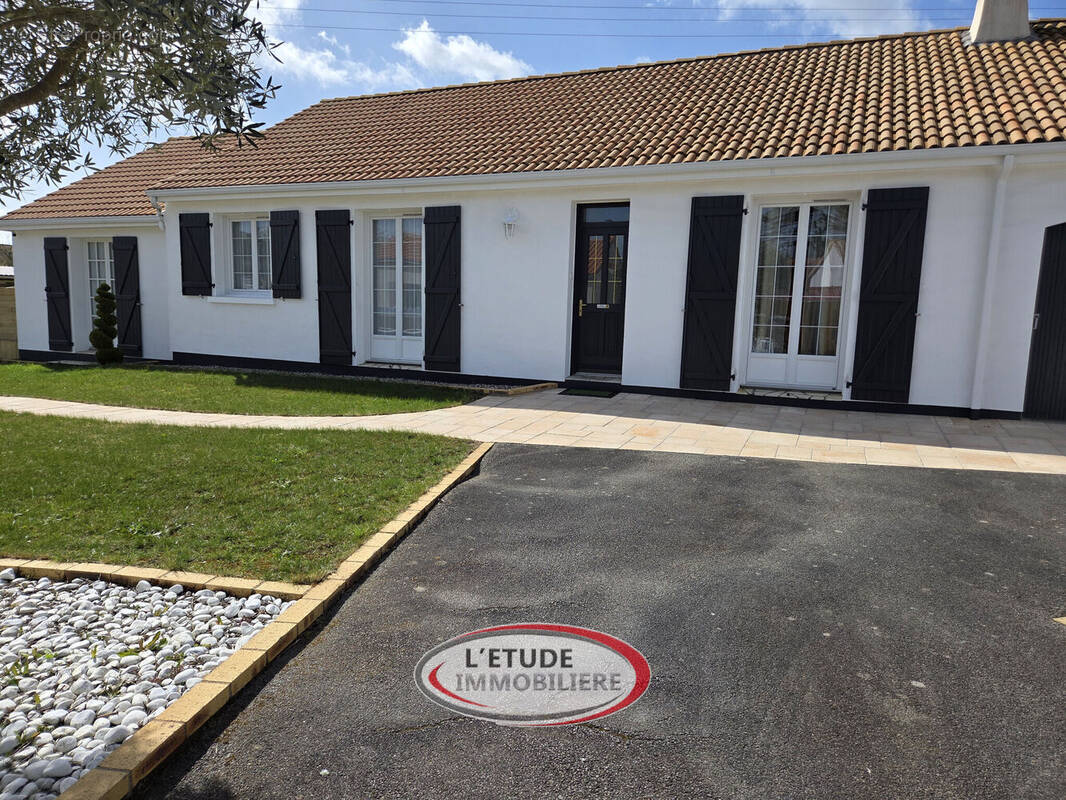 Photo 1 - Maison à SAINTE-PAZANNE