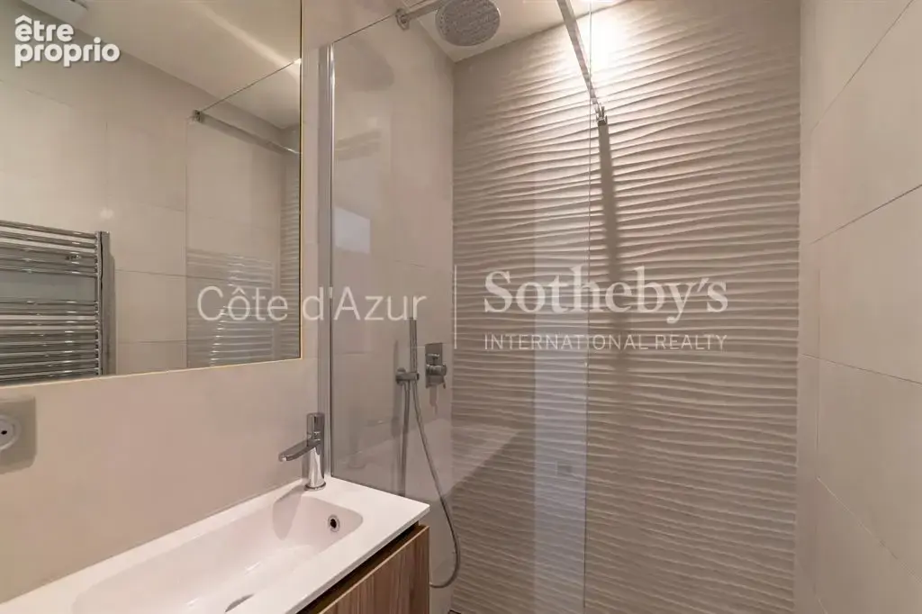 Nice Jean Médecin, appartement deux chambres avec balcon au cœur de la ville - photo 7