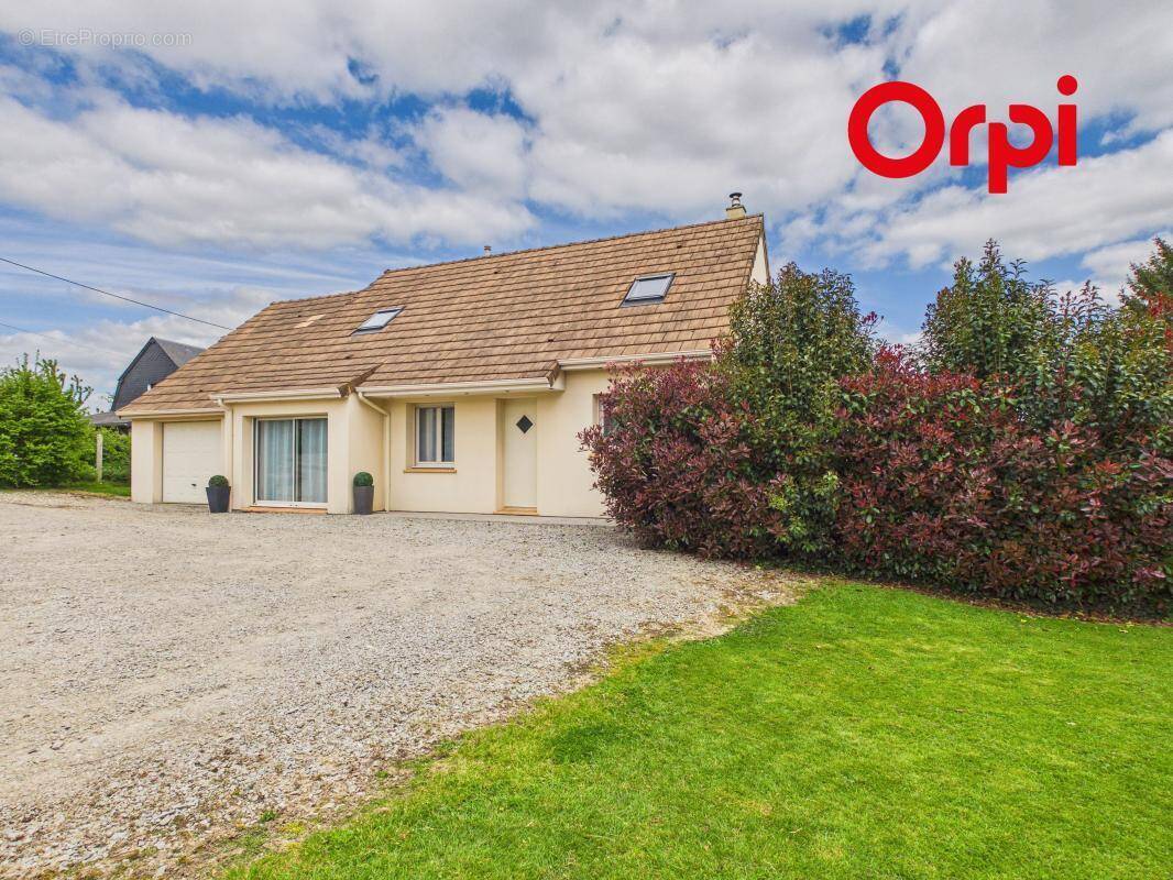 Maison à BERNAY