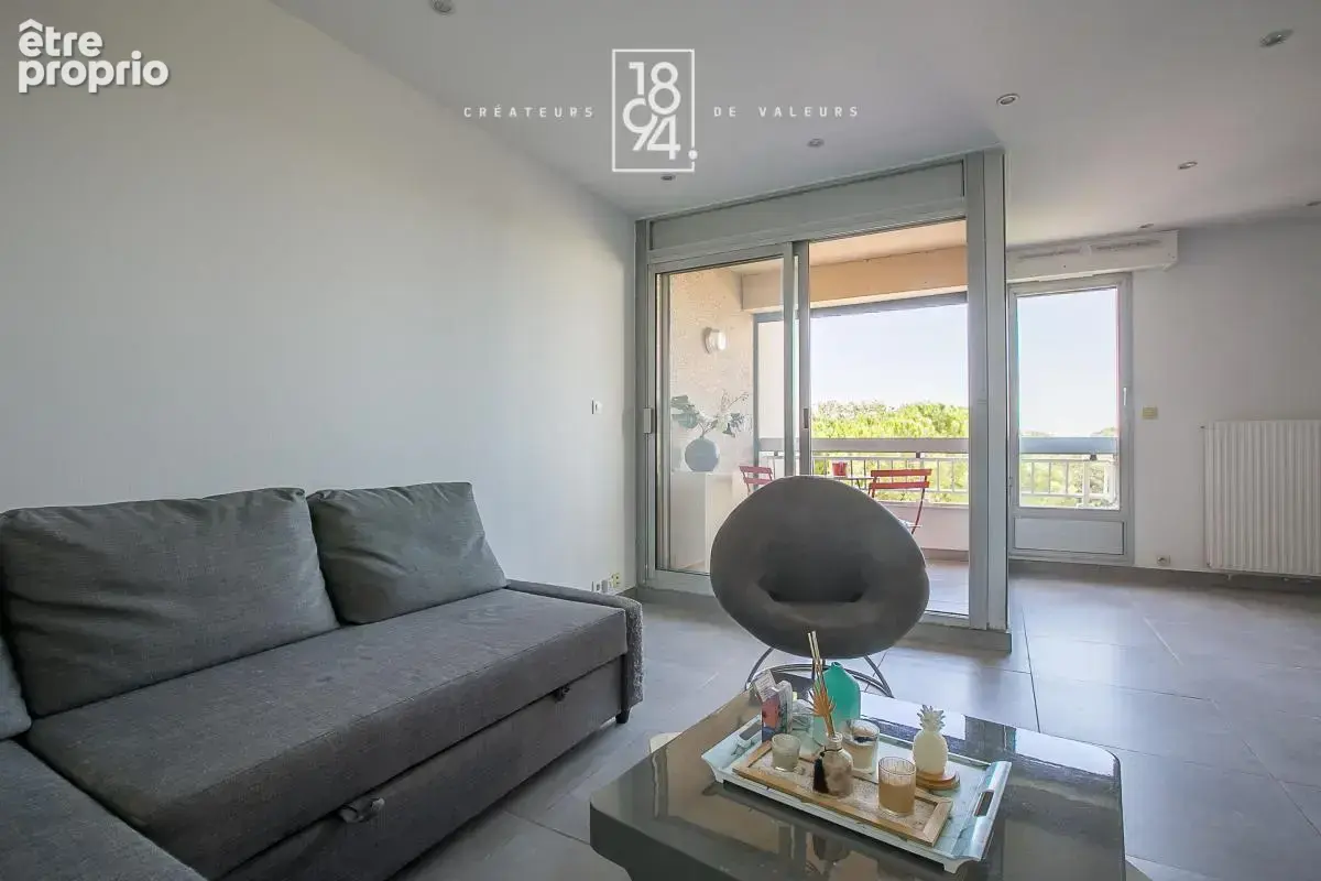 Appartement à MARSEILLE-8E