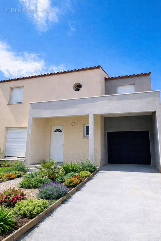 Maison à SAINT-ANDRE-DE-ROQUELONGUE