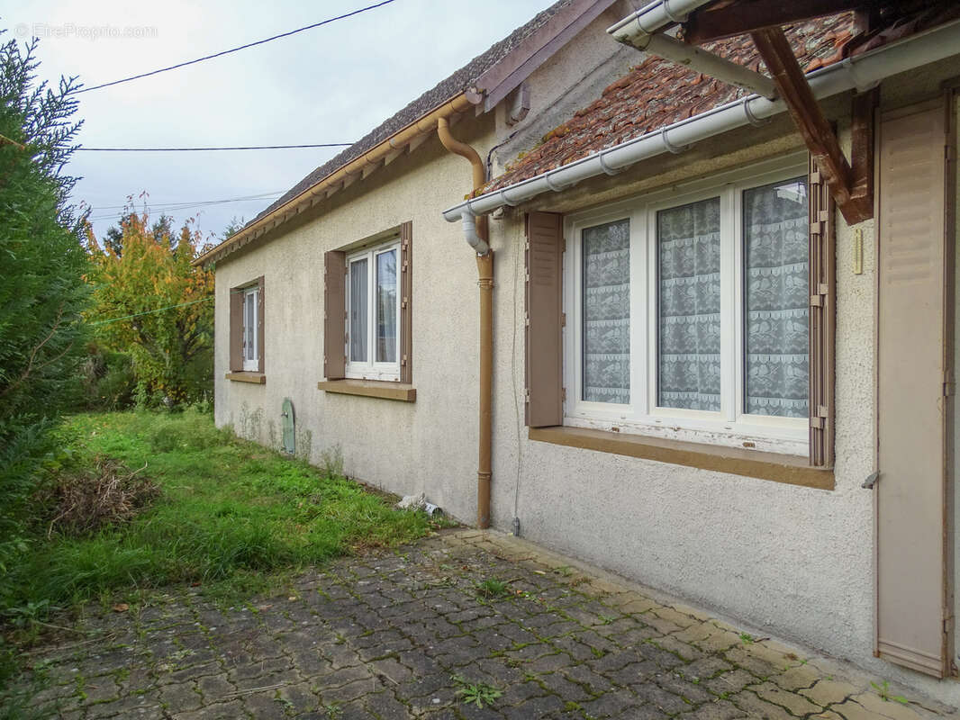 Maison à CHATRES-SUR-CHER
