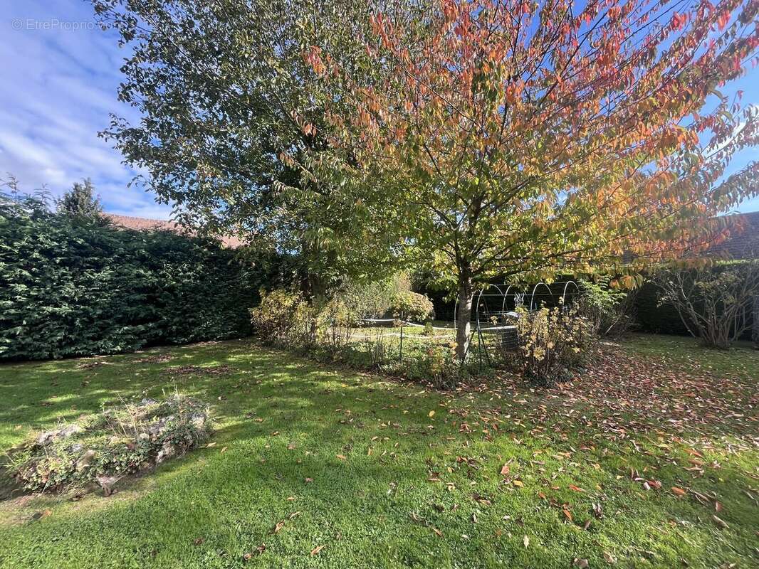 Maison à SAINT-CLAIR-SUR-EPTE