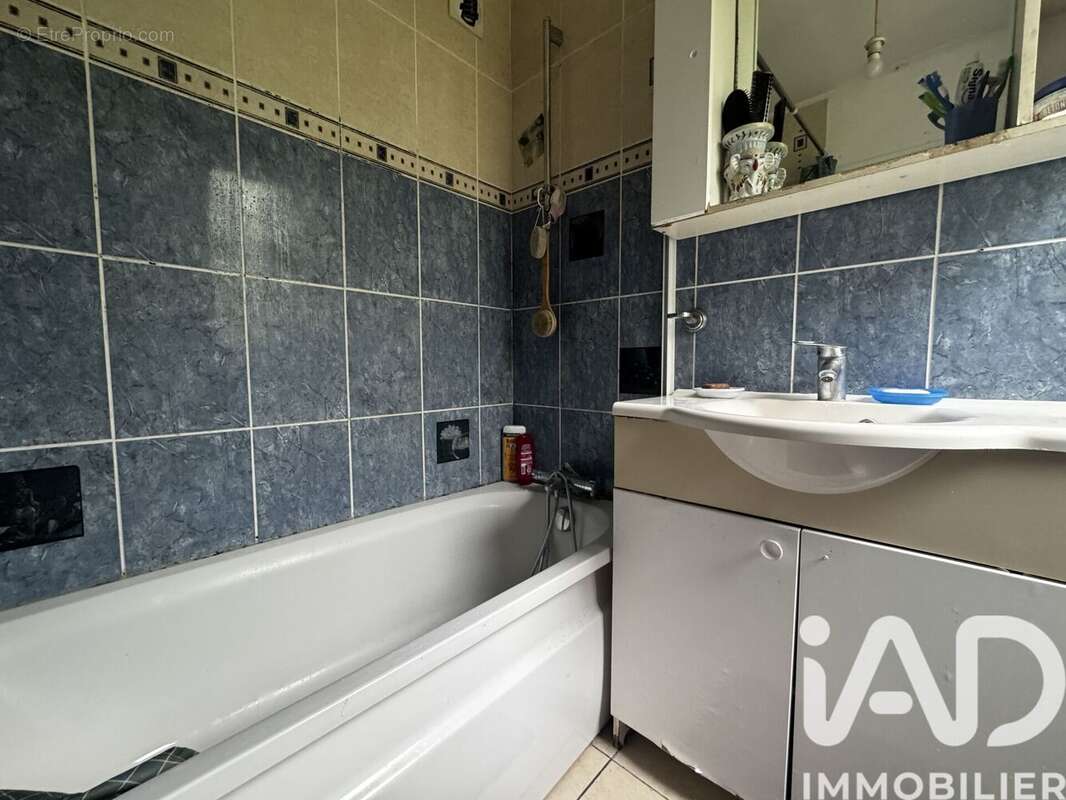 Photo 9 - Appartement à SAVIGNY-LE-TEMPLE