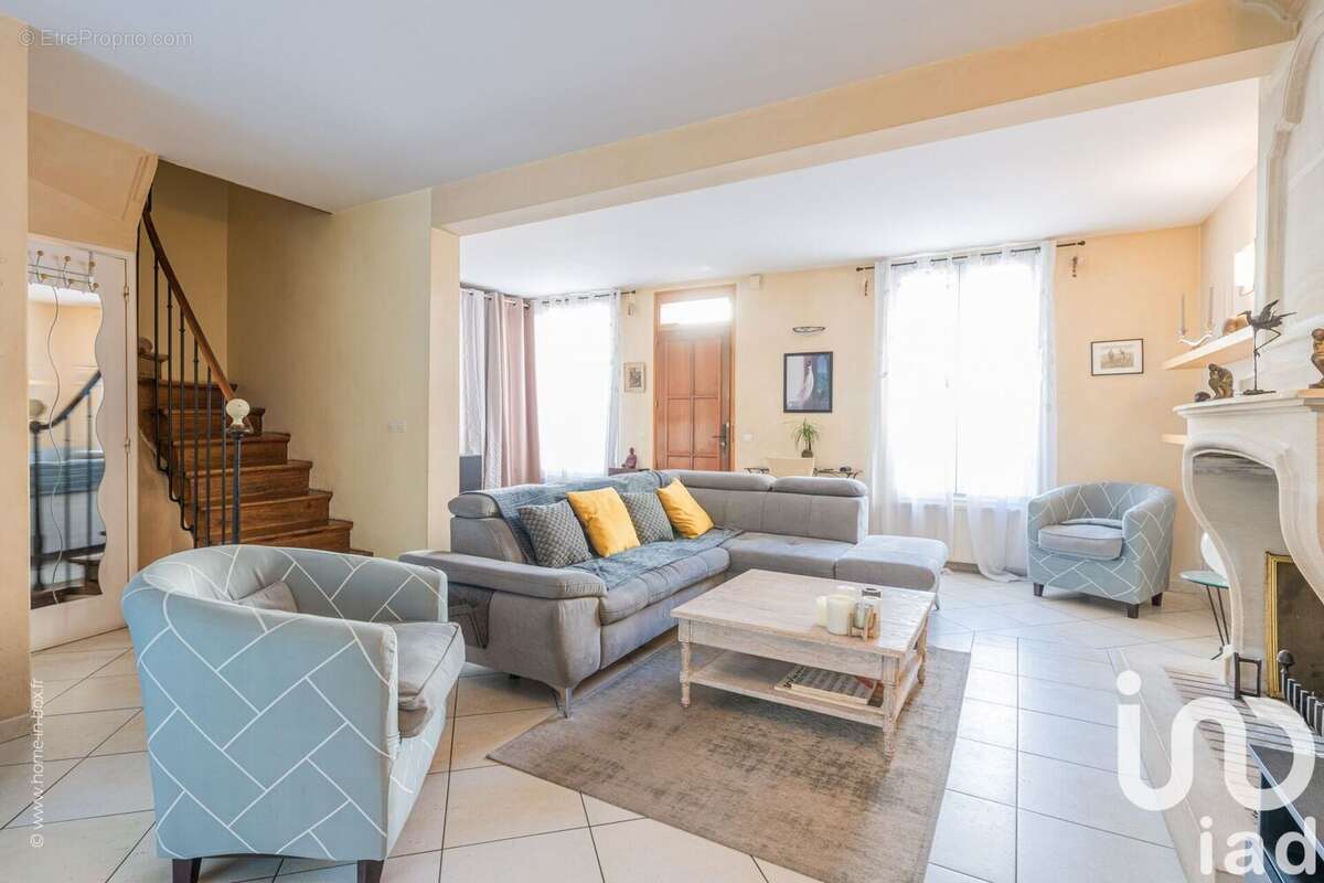 Photo 3 - Maison à MONTROUGE