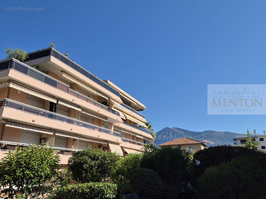 Appartement à ROQUEBRUNE-CAP-MARTIN