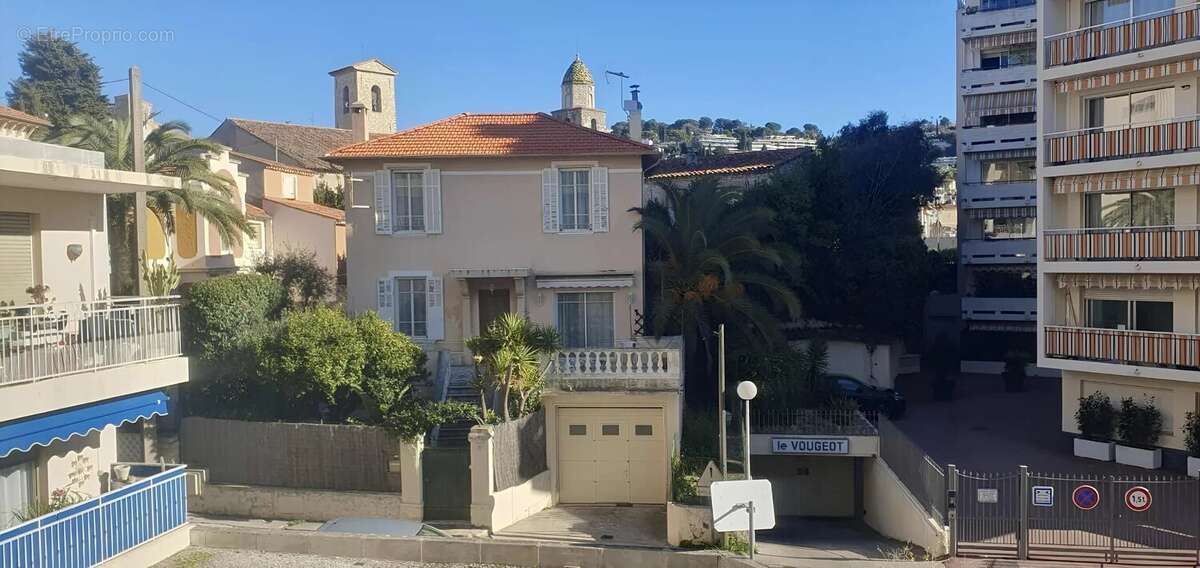 Appartement à LE CANNET