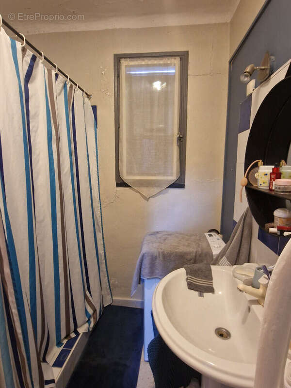 Maison à SAINT-VICTOR-DE-MALCAP